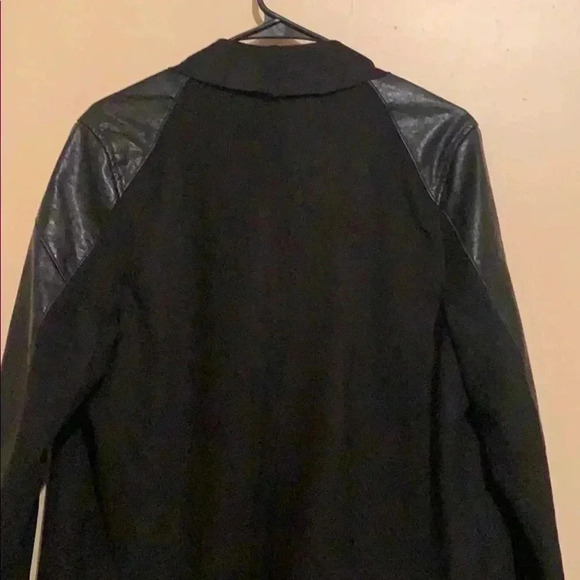 Drape front jacket with shoulder zip detailing. - Picture 8 of 11